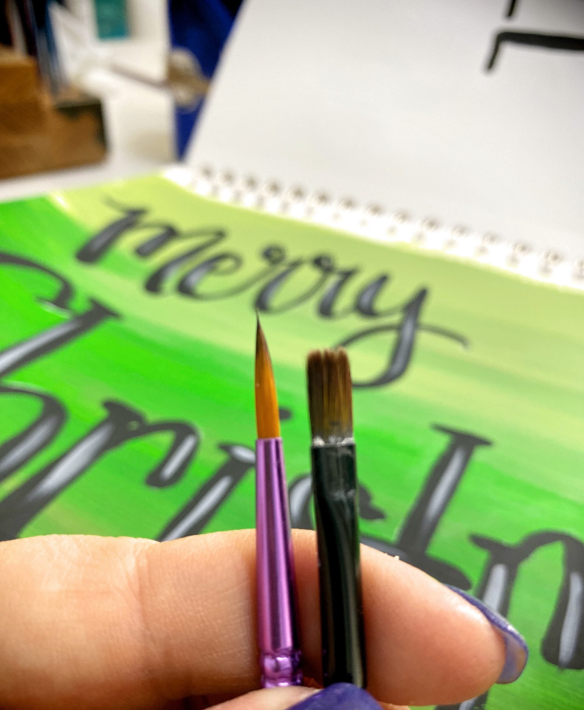 Hand Lettering Paint Brushes: Filbert vs Round Tip - SOUTHERN ADOORNMENTS  DECOR
