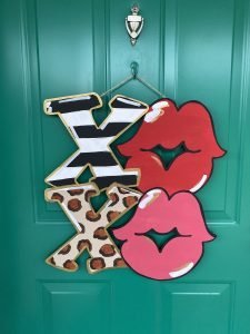 XOXO Valentine's Day Lips Front Door Hanger