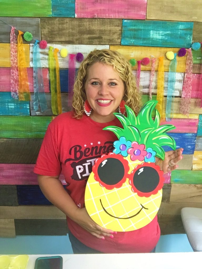 Tamara Bennett with Painted Sunglasses Sassy Pineapple Summer Door Hanger by Southern A-DOOR-nments