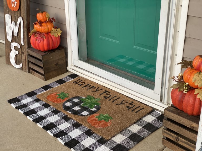 My Fall Front Porch Decor - SOUTHERN A-DOOR-NMENTS